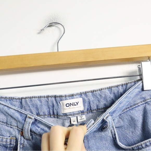 Only Mom Jeans light blue cropped high waist trendy 26 Onlkelis Life HW 15203435 - Picture 3 of 8